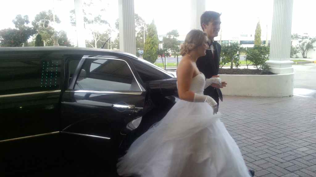 Chrysler 300c Limo Hire